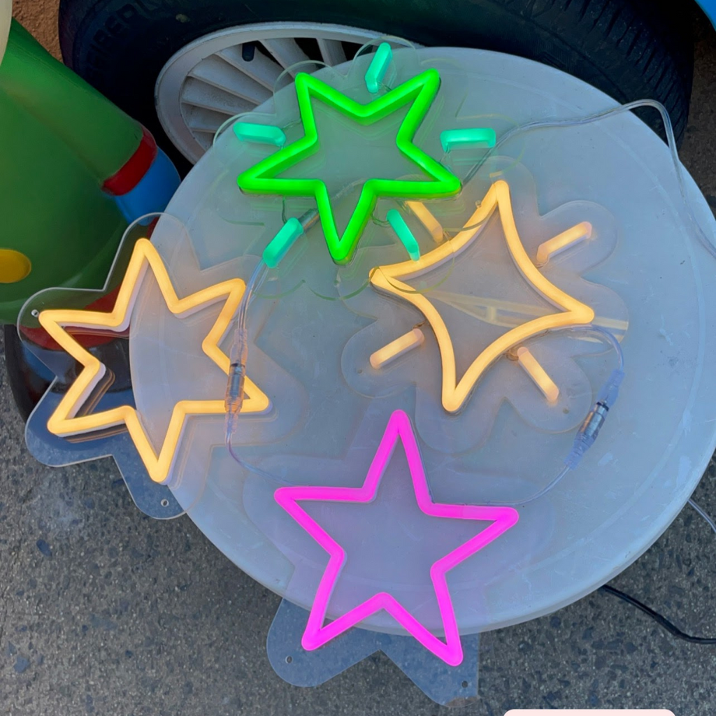4 Coloured Stars Electric-Confetti